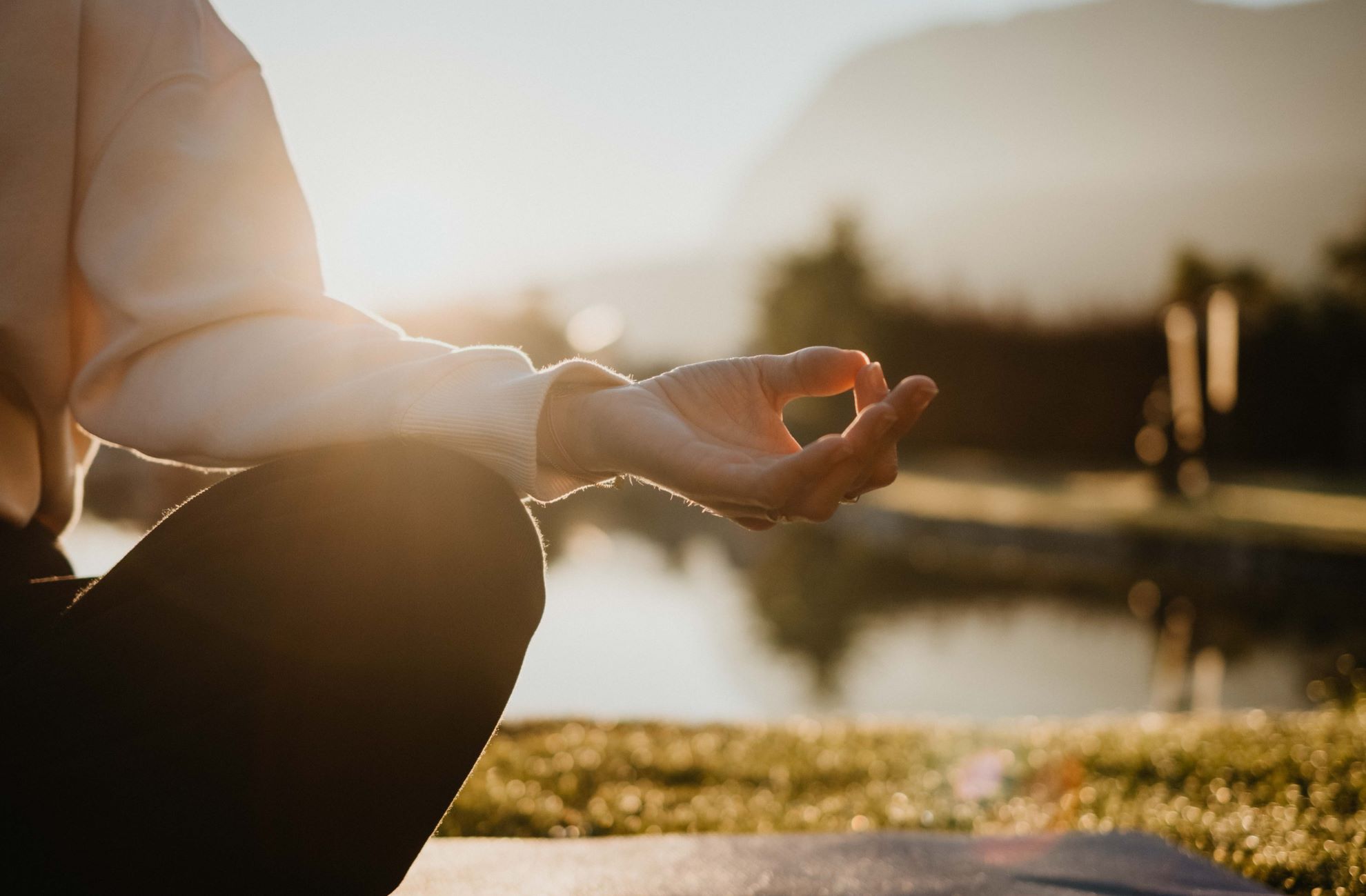 In dieser Meditation kannst Du mit Hilfe der Sonne Dein Bewusstsein ausdehnen und eins werden mit dem Licht.