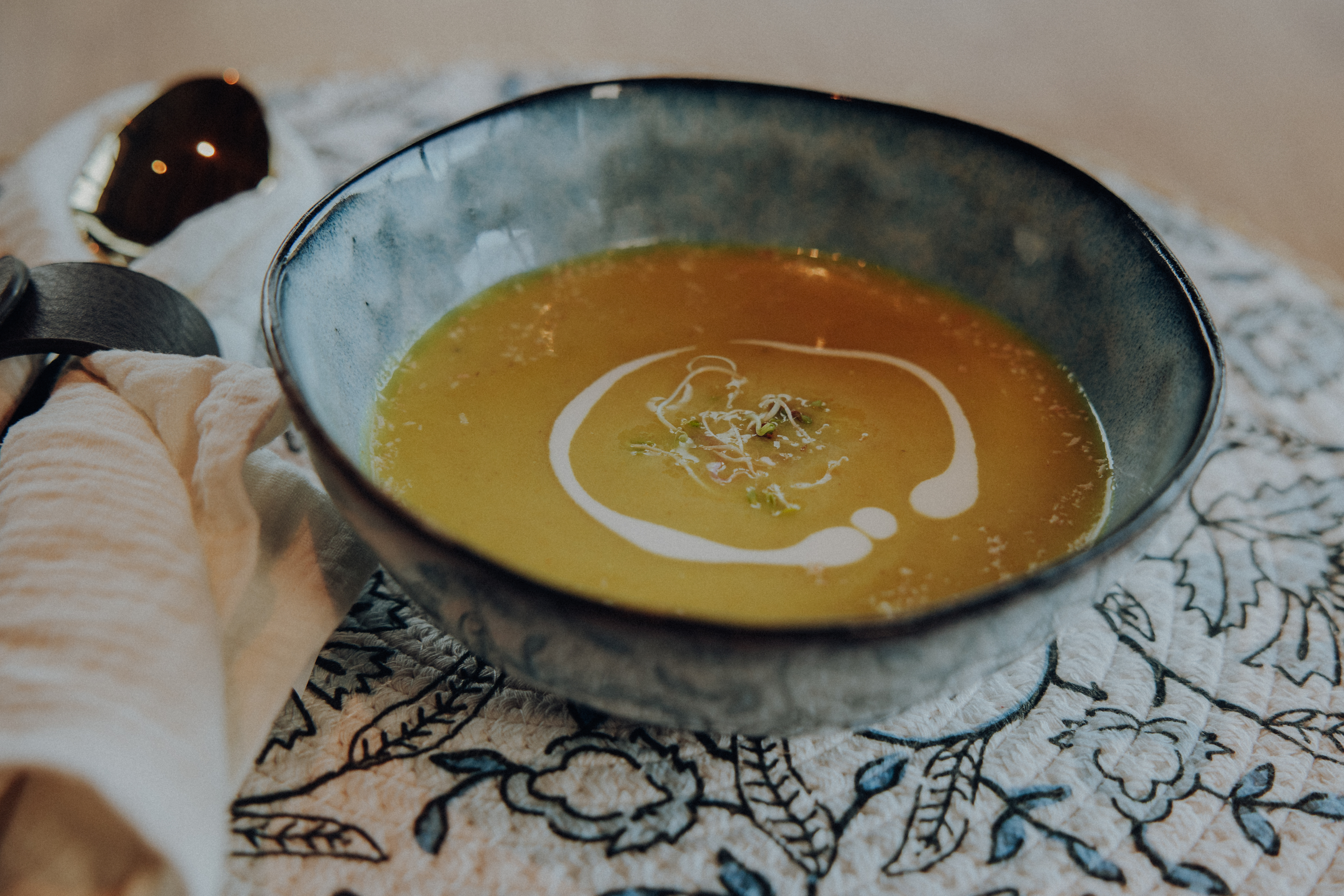 Linsensuppe mit Kokos