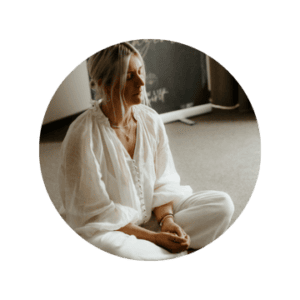 Anna BruderhoferDipl. Physiotherapeutin für ganzheitliche Faszienmedizin & Emotional Release